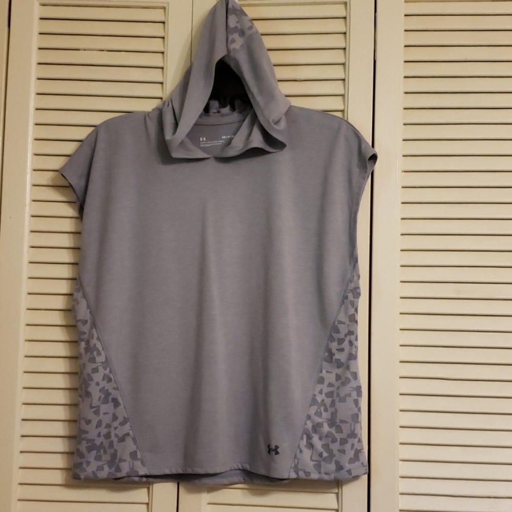 Under Armour sleeveless hoody. NWOT